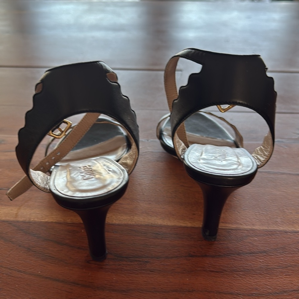 Chloe great  condition black heels! - Picture 2 of 4